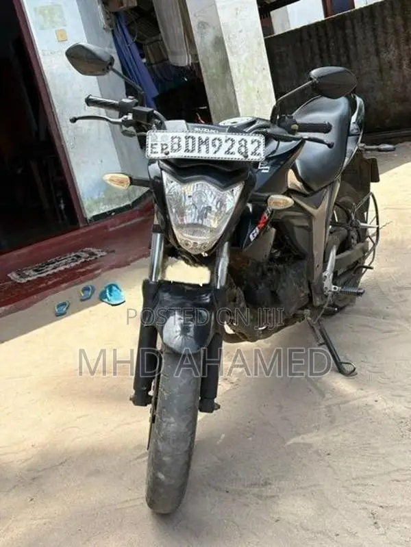 Suzuki Gixxer 2016