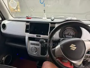 Suzuki Hustler 2015