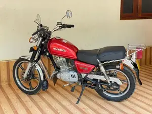 Suzuki GN 125 2016