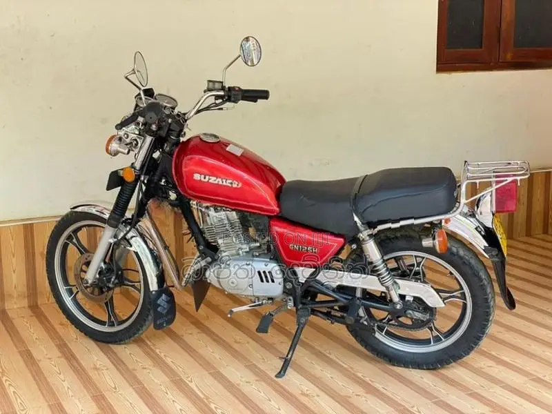 Suzuki GN 125 2016