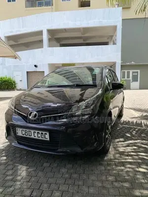 Toyota Vitz Safety 2016