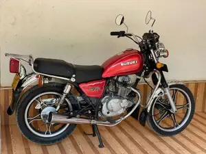 Suzuki GN 125 2016