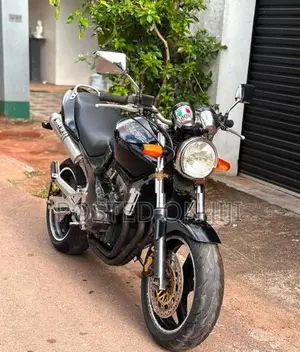 Honda Hornet 2016