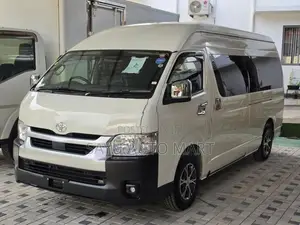 Toyota Hiace GL AUTO JAPAN 2021