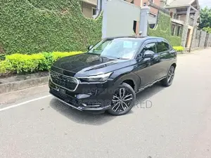 Honda Vezel Z PREMIUM 10SP 4 WAY 2024