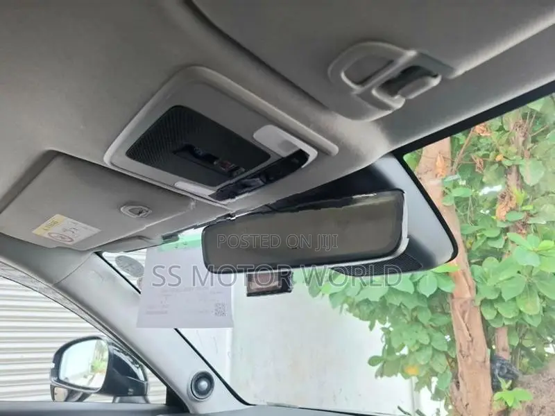 Honda Vezel Z PREMIUM 10SP 4 WAY 2024