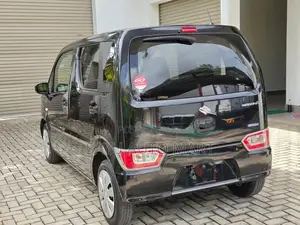 Suzuki Wagon R FX Hybrid Multifunction 2024