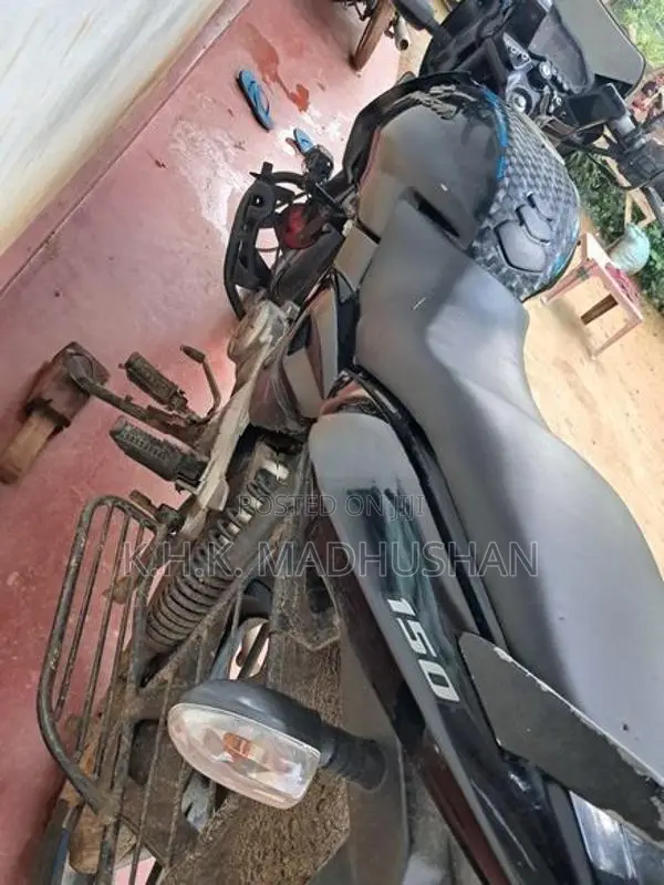 Bajaj Pulsar 150 2013