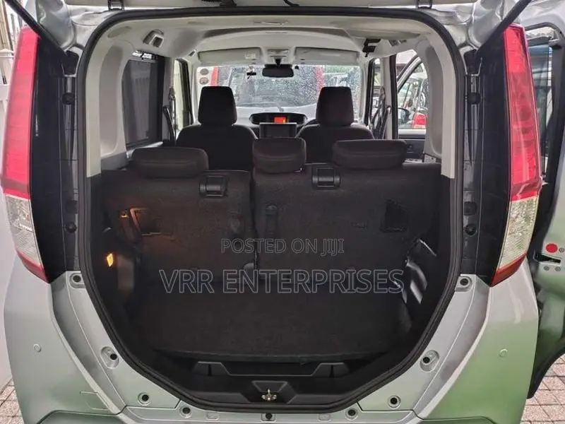 Toyota Roomy 2023