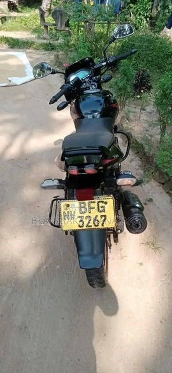 Bajaj Pulsar 150 2017
