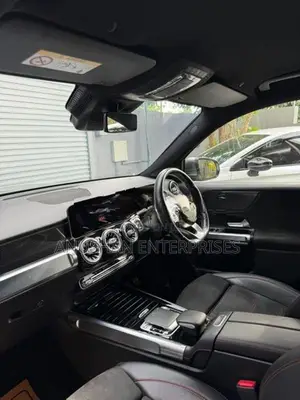 Mercedes Benz GLB 200 2020