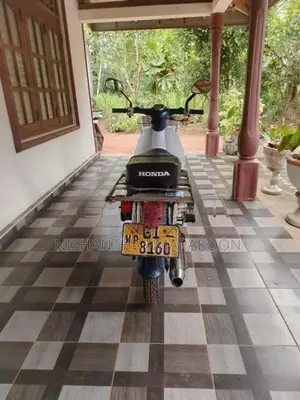 Honda Super Cub 2001