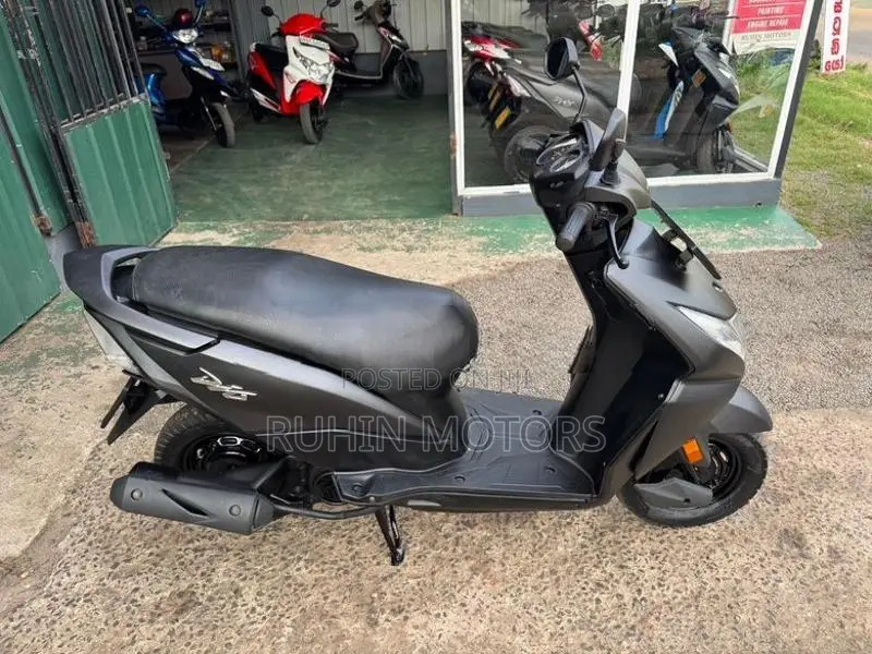 Honda Dio 2012