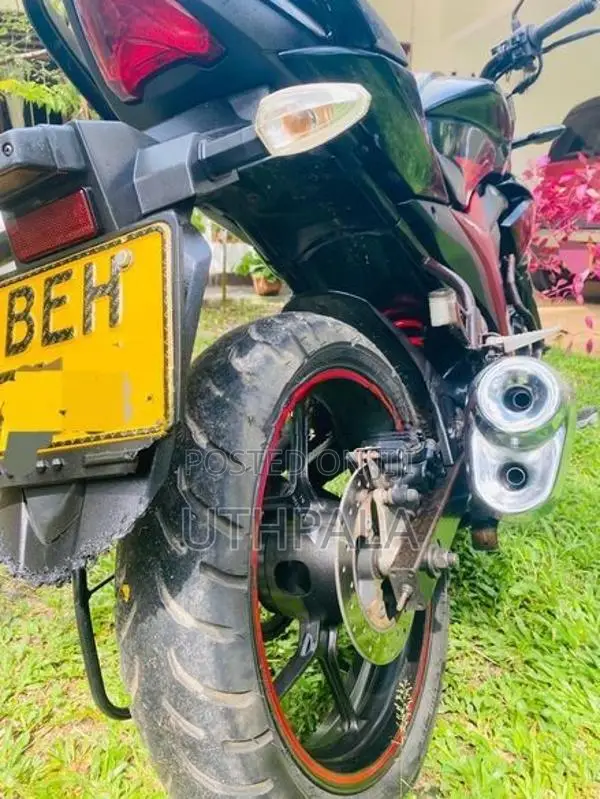 Suzuki Gixxer 155 2016