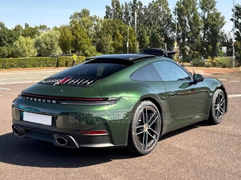 Porsche 911 Carrera 2026
