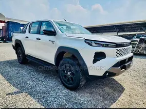 Toyota Hilux Travo Overland+ 2026