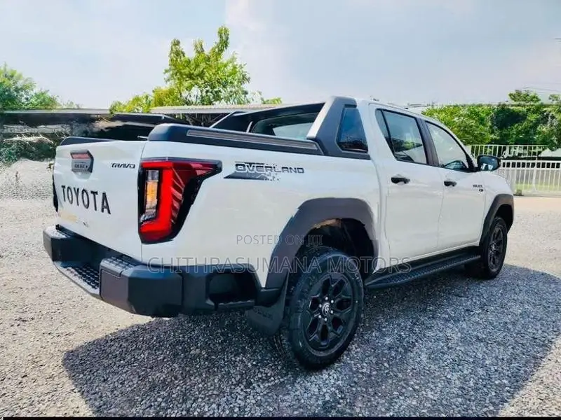 Toyota Hilux Travo Overland+ 2026