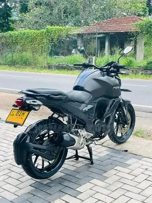Yamaha FZS V3 Blue Mate 2019