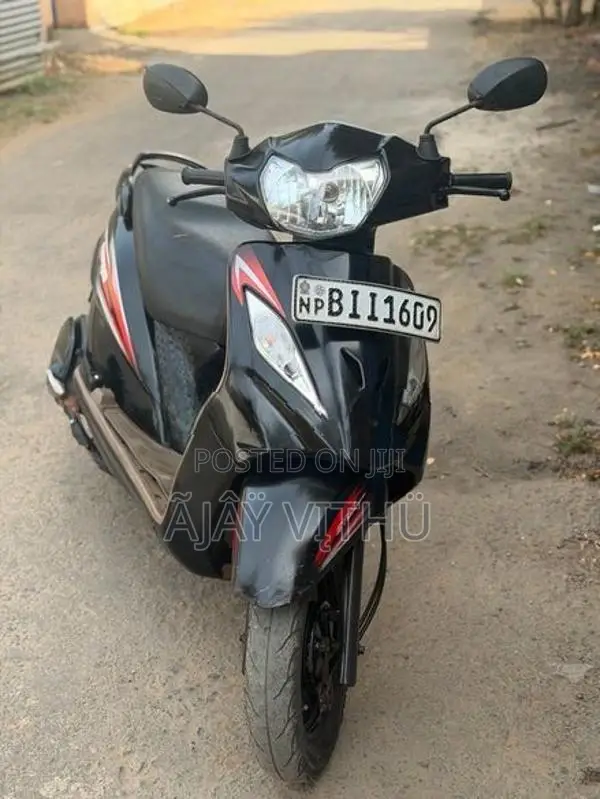TVS Wego Black 2020