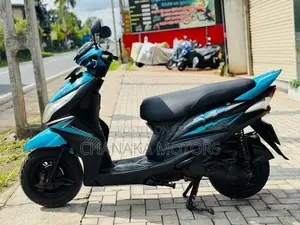 Yamaha Ray 2020