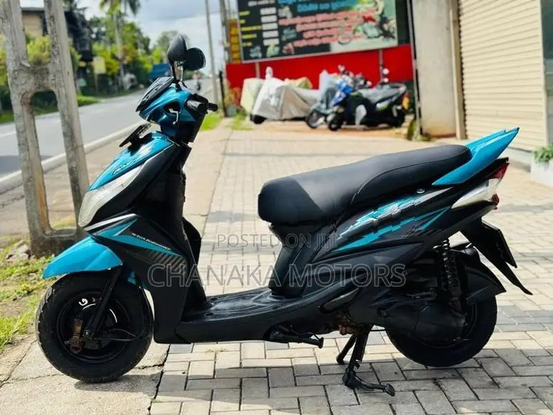 Yamaha Ray 2020