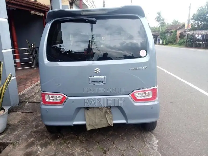 Suzuki Wagon R FX 2024