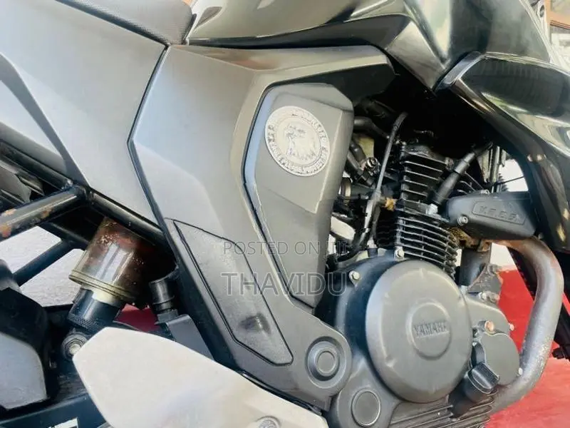 Yamaha FZ 2016