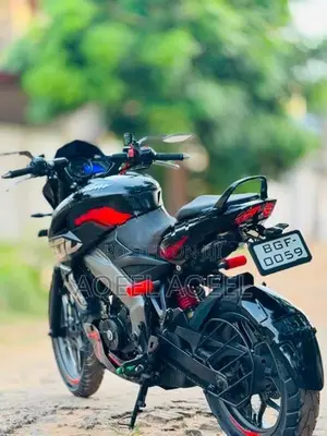 Bajaj Pulsar NS200 2018