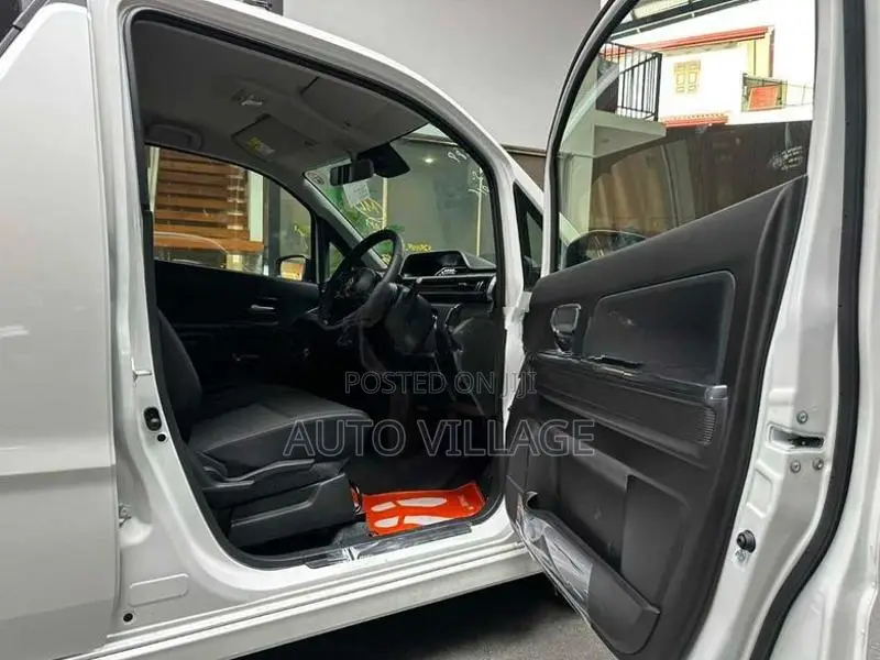 Suzuki Wagon R Custom Z 2026