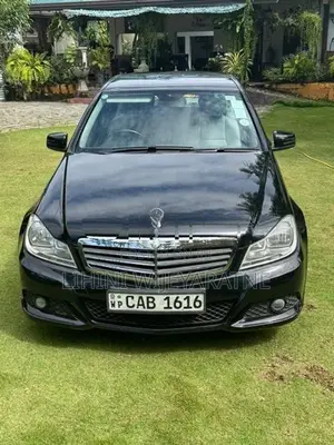 Mercedes Benz C200 2012