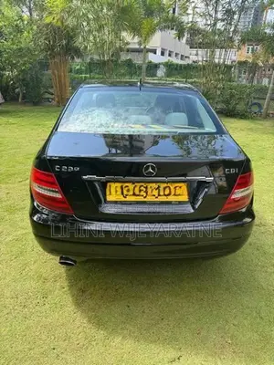 Mercedes Benz C200 2012