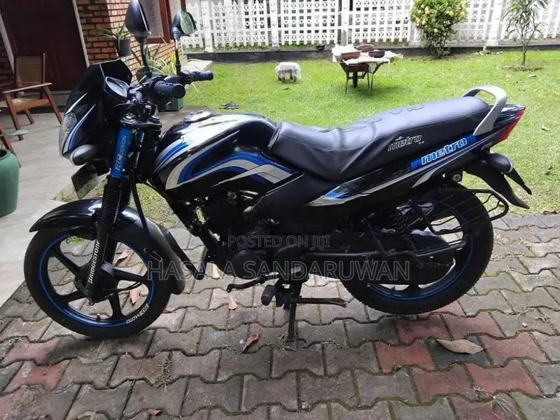 TVS Metro 2016