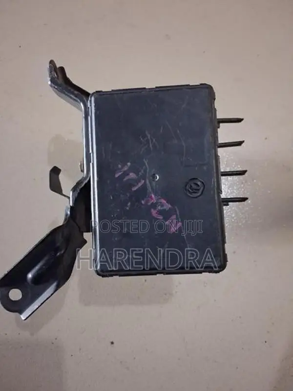 Toyota Corolla NZE 121 ABS actuator