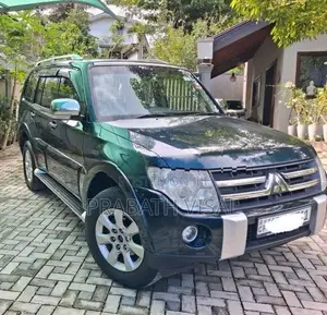 Mitsubishi Montero 2007