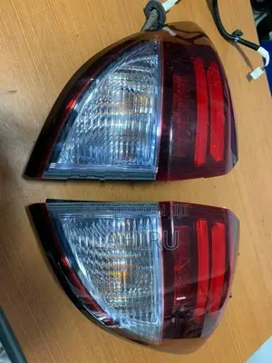 Honda Vezel Taillight