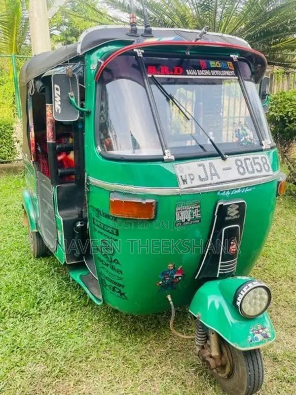 Bajaj RE 2004