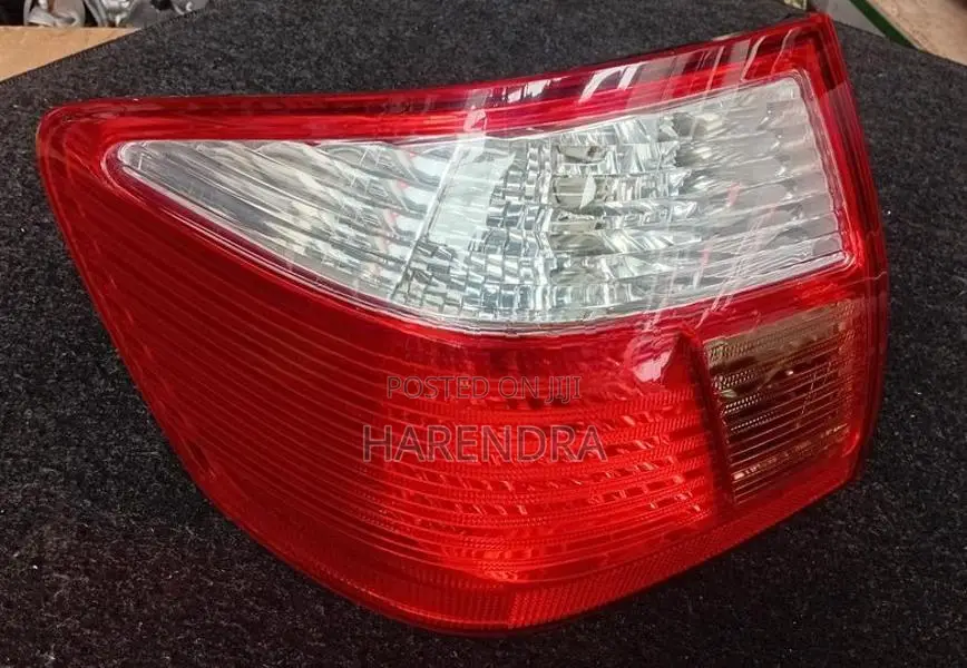 Toyota Premio 240 Nzt Tail Light