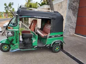 Bajaj RE ABA 2016