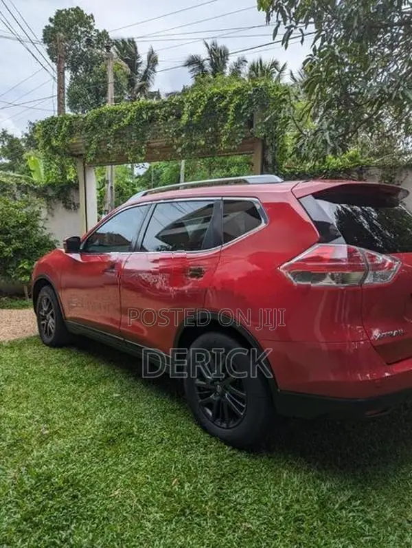 Nissan X-Trail 2015