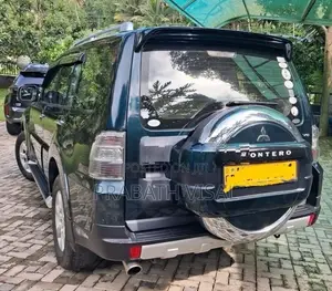 Mitsubishi Montero 2007