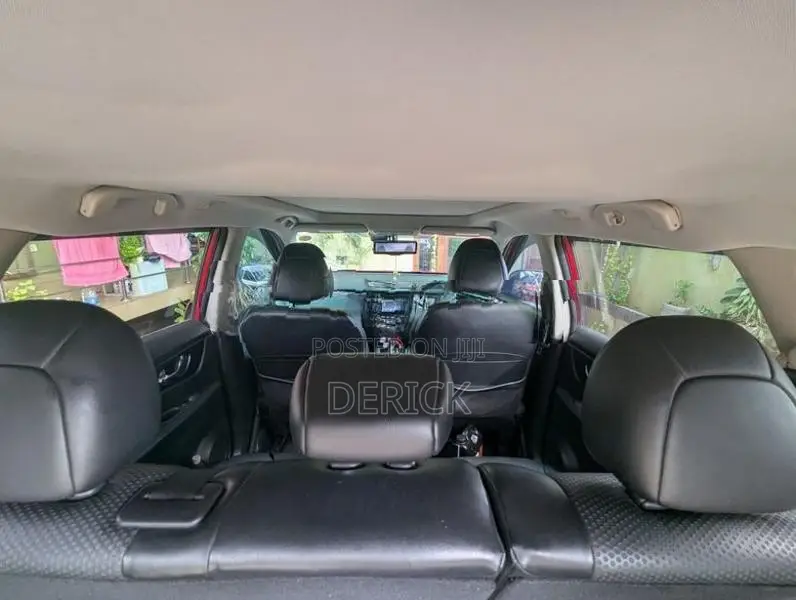 Nissan X-Trail 2015