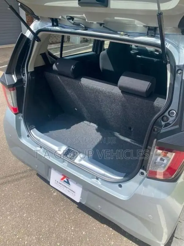 Daihatsu Mira L-Limited Edition 2025