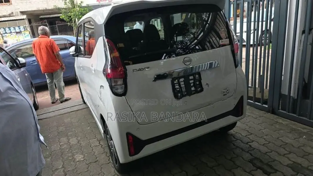 Nissan Dayz Highway Star 2025