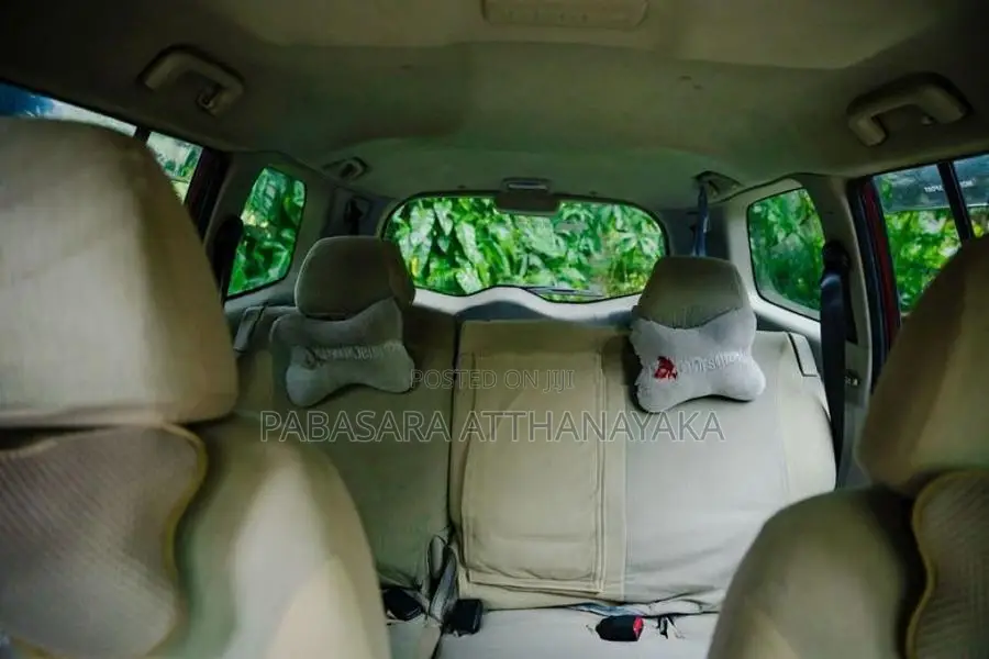 Mitsubishi Montero 2012