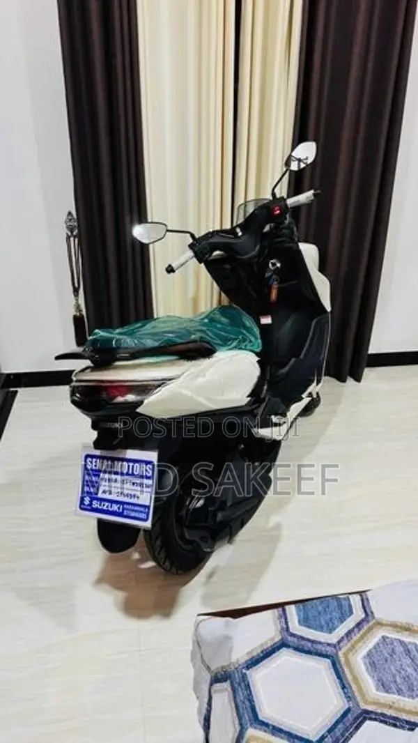 Suzuki Burgman 125 2026