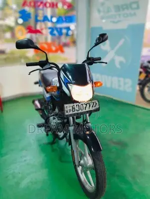Bajaj CT100 2022