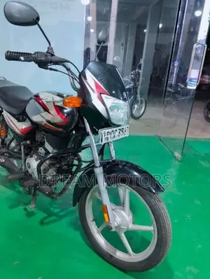 Bajaj CT100 2022