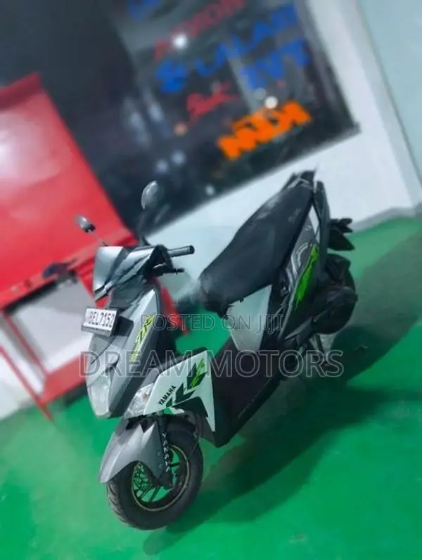 Yamaha RayZR Disk 2016