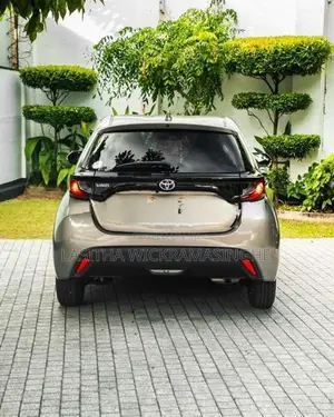 Toyota Yaris x 2023