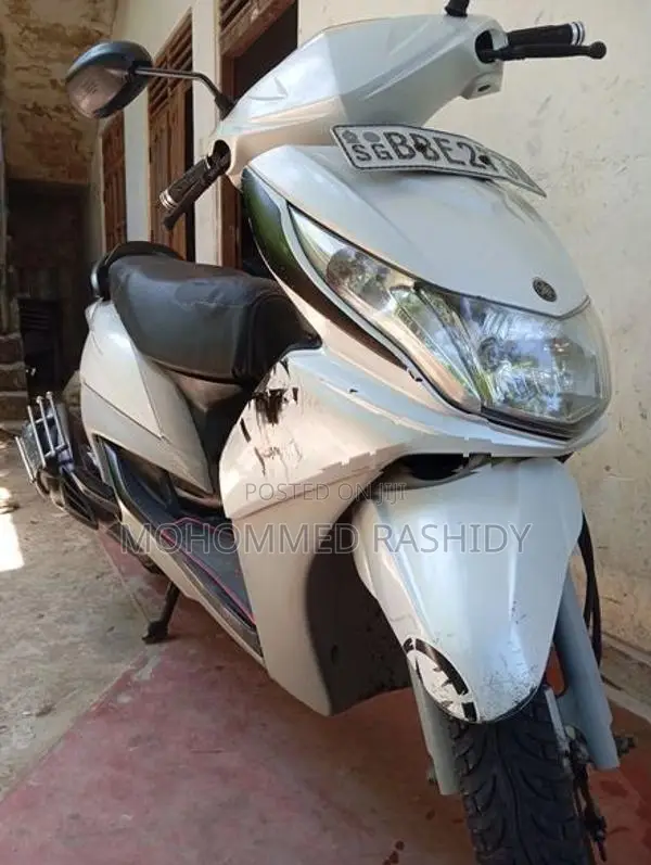 Yamaha Ray 2014